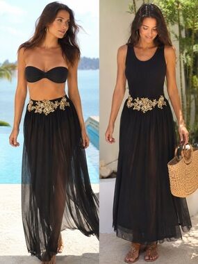 Beautiful Long Tulle Skirt – Gold Waist Detail | Size M 🖤 ✨